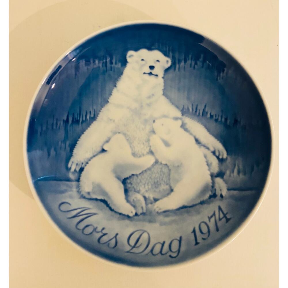 Vtg Bing & Grondahl 1974 Mother's Day Plate Polar Bear & Cubs B&G Mothers Day